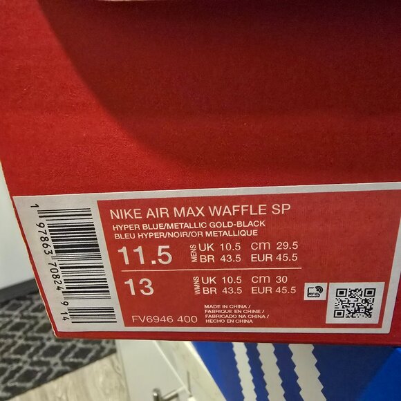 Nike Air Max Waffle SP Hyper Blue Metallic Gold Black FV6946-400 Men's 11.5 NEW - Picture 9 of 14